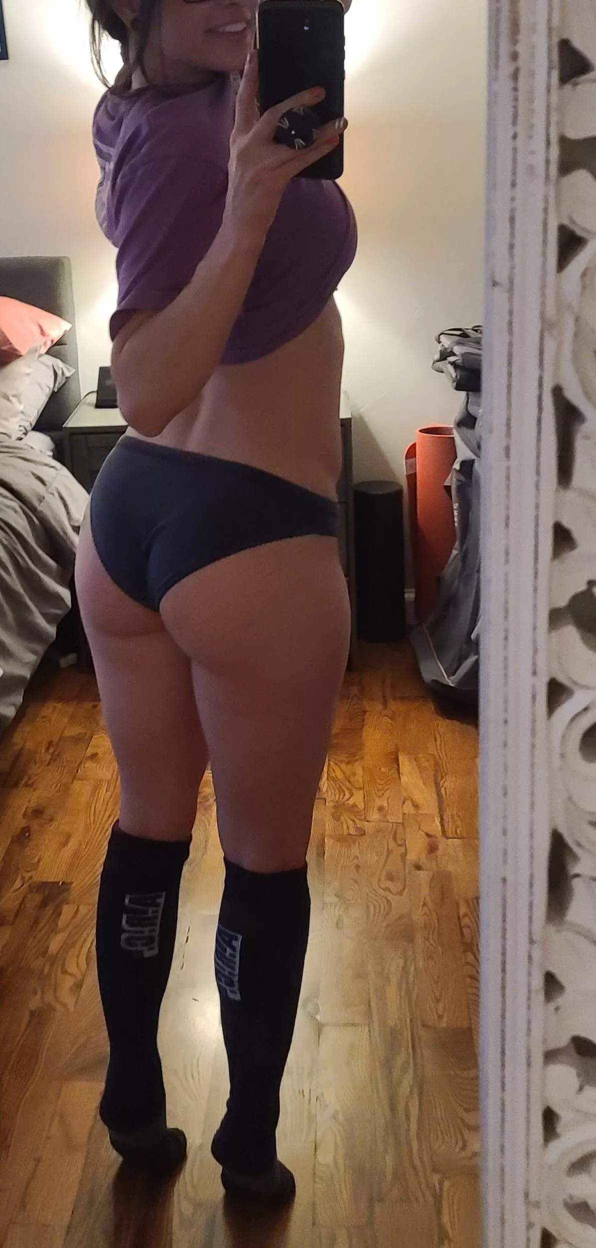[F] rear view 😍 posted by Kacielayne74