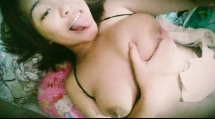 🏃‍♀️💨 (f)) posted by Deamer22