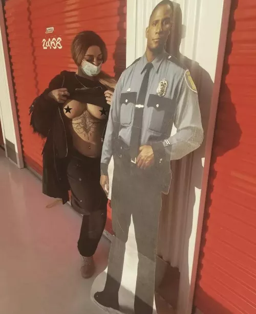 [F] Uhaul cant move because they dick so hard🥵🥵 by Ill_Worth_2631