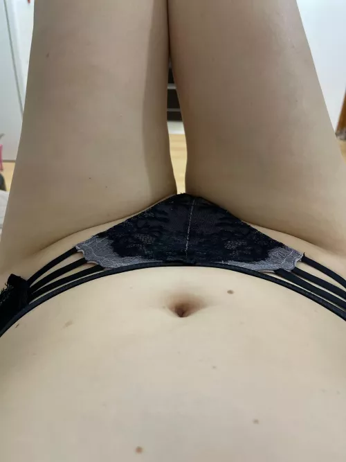 [f] by Sabine_heelsland