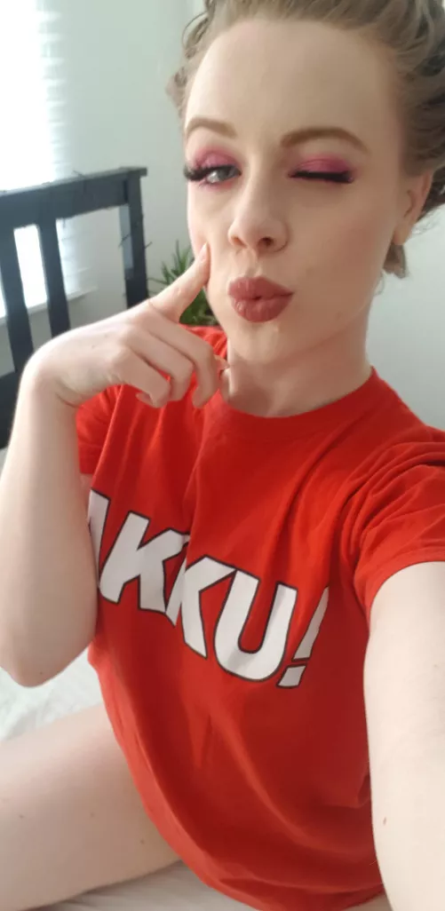 [F] Want to watch hentai together? by Best_Turnip