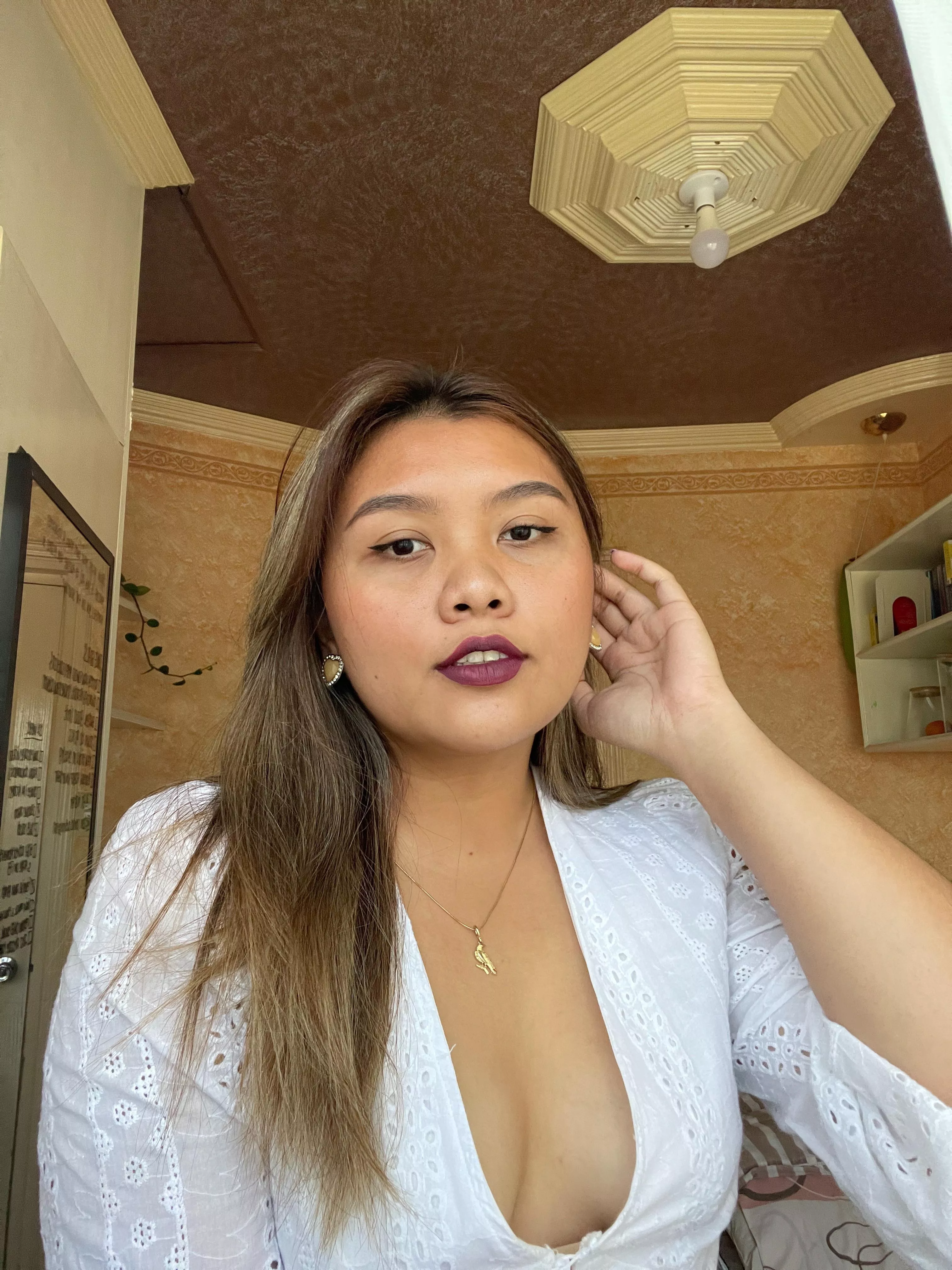 F18+ Have a great Saturday 😙 posted by subrosapersona