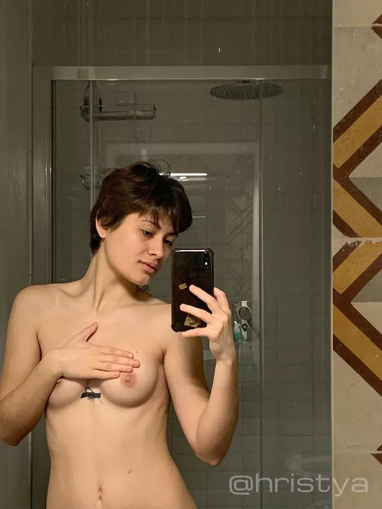 F19. Hi, I am Hristya posted by bearded_hands
