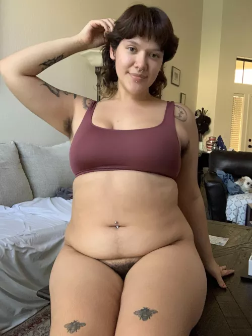 F19 mommy who doesn’t shave by cherrythemistress