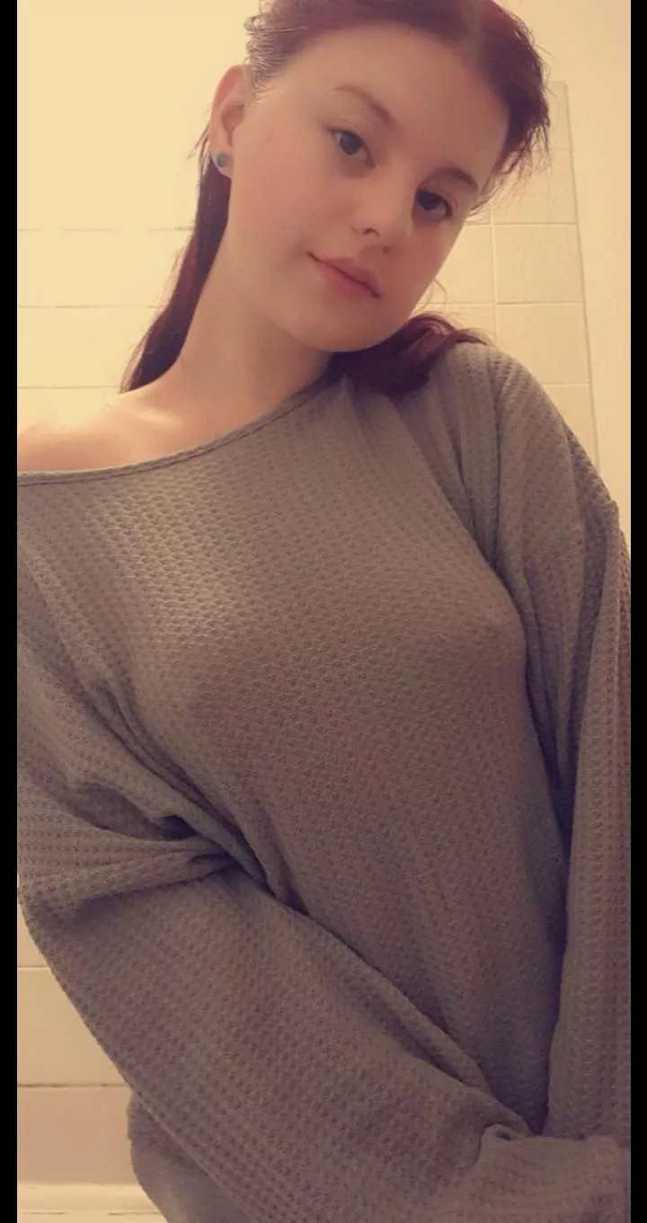 (f22) comfy errand clothing the other day 😛 posted by Cheekycherriie