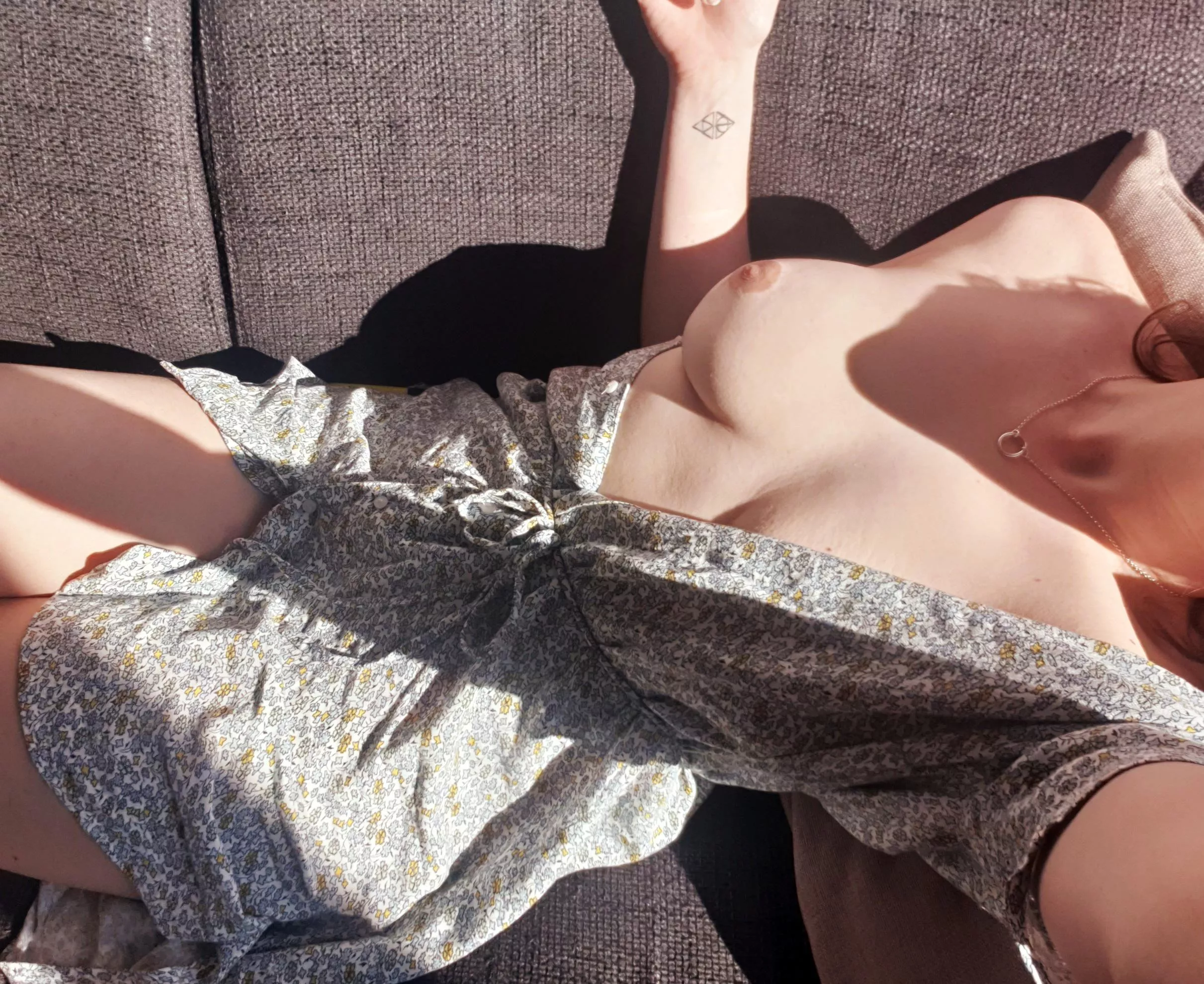 [F22] What do you guys think of my dress? posted by sweet-apocalypse