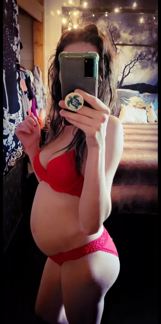 [F28] I love how big my breast get when I am pregnant. They're starting to swell. 😈😏 by Casey538marie
