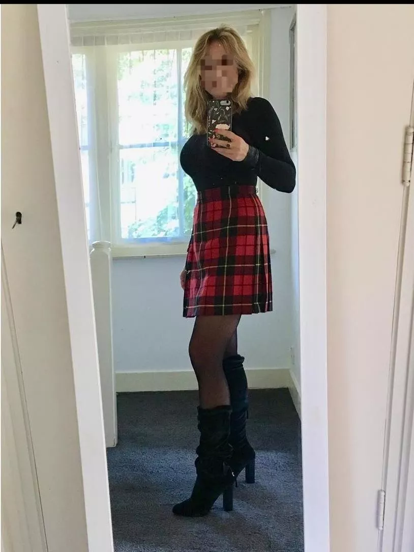 [F57] todays outfit 🥰 posted by ___blonde