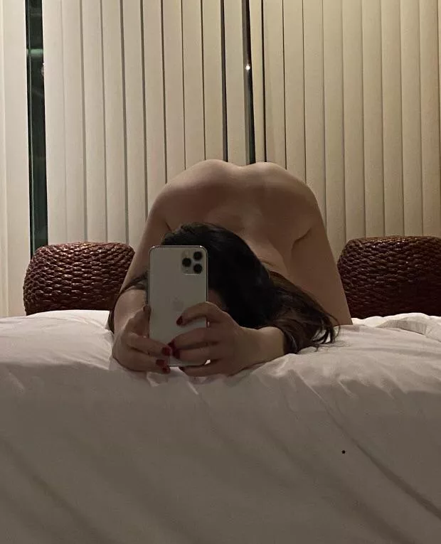 Face down and ass up for you 😋 posted by kinkymochi