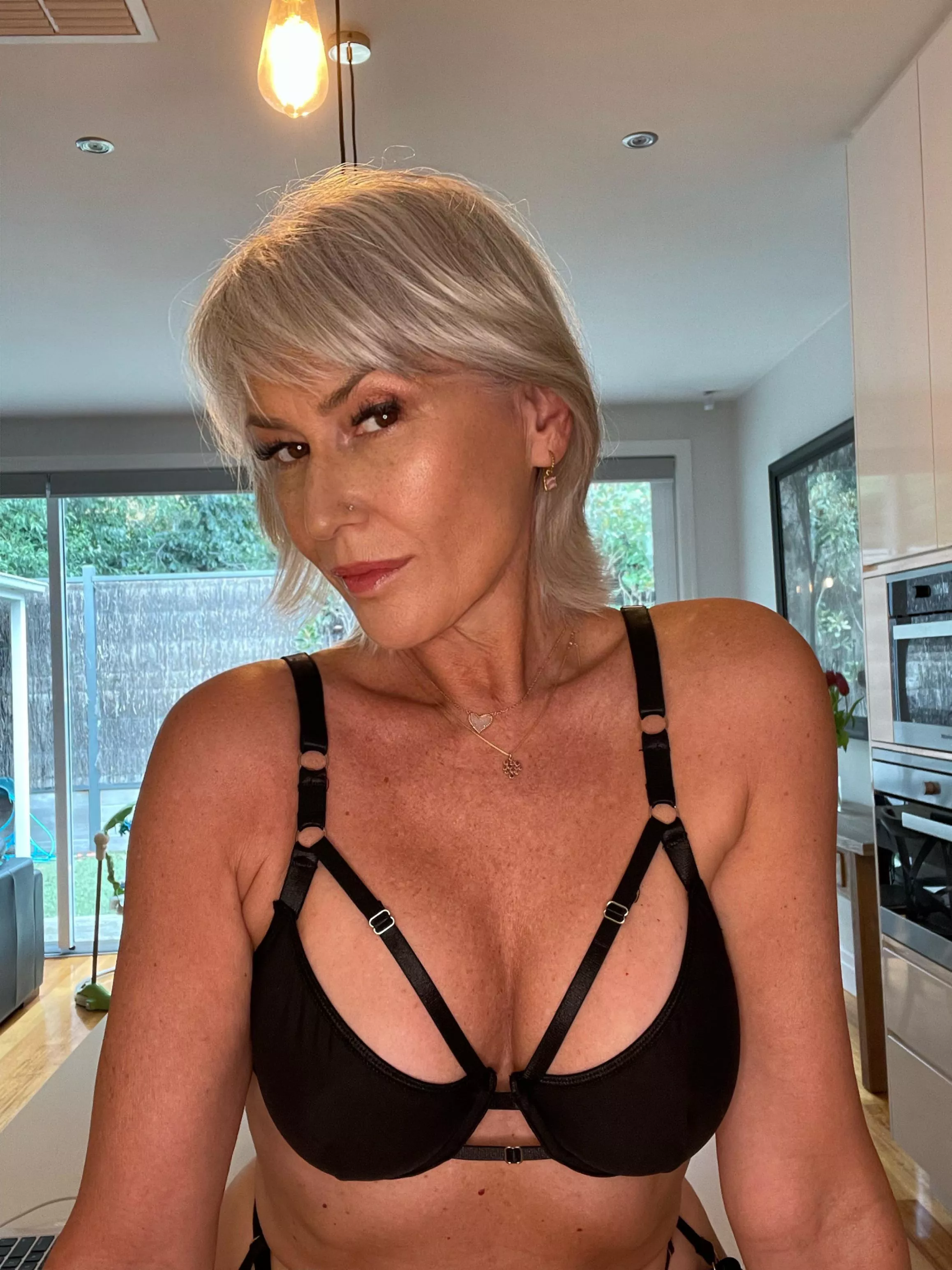 Fade to black… posted by TheGoldenGilf