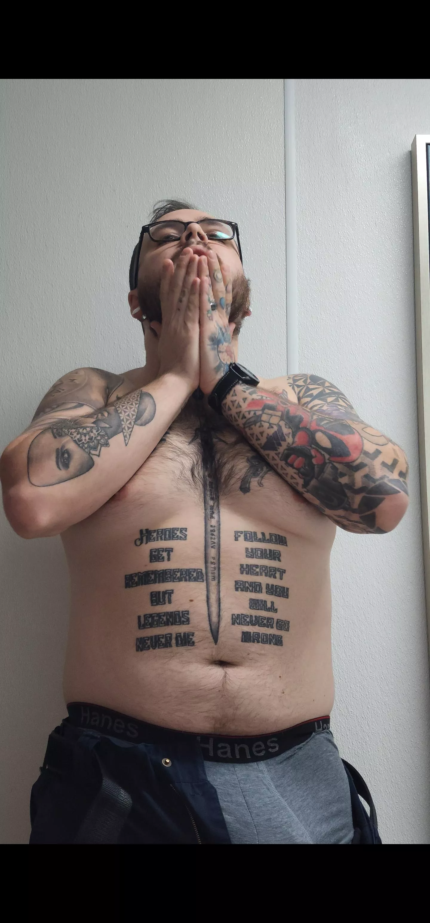 Fairly new to posting this sort of stuff. Come Talk to me. posted by ChubbyMedic0914