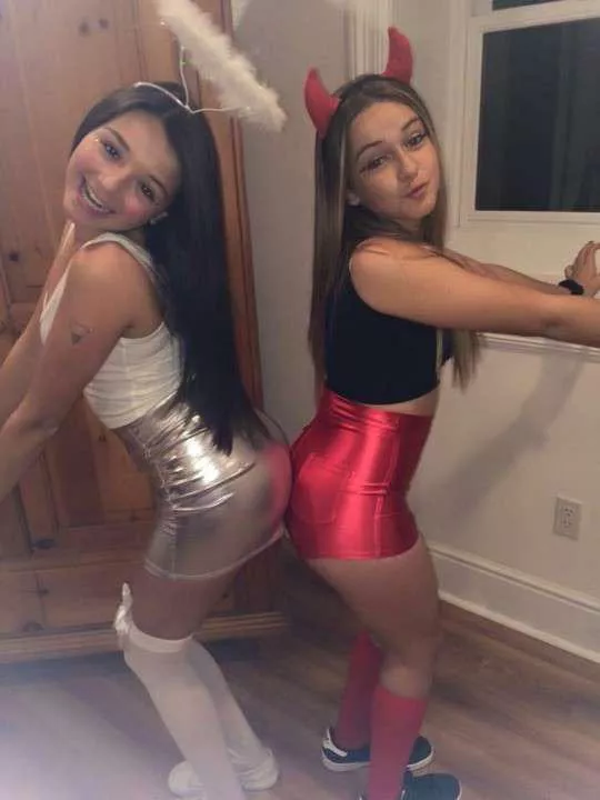 Fancy dress posted by BI_boy123123