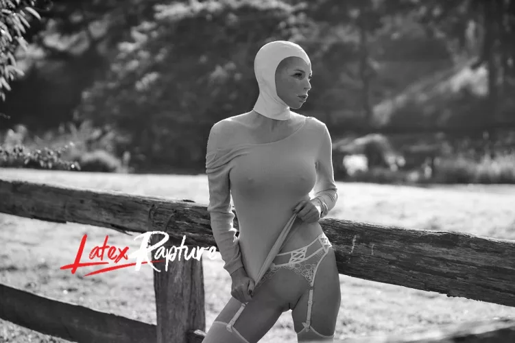 farm stay goes fetish ❤️❤️ by LatexRapture