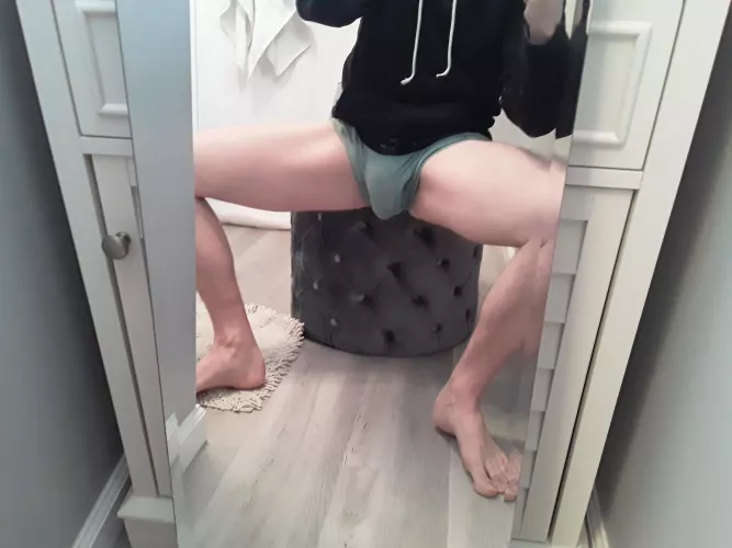 Fat bulge and soccer legs 😋 by blueskyyy22