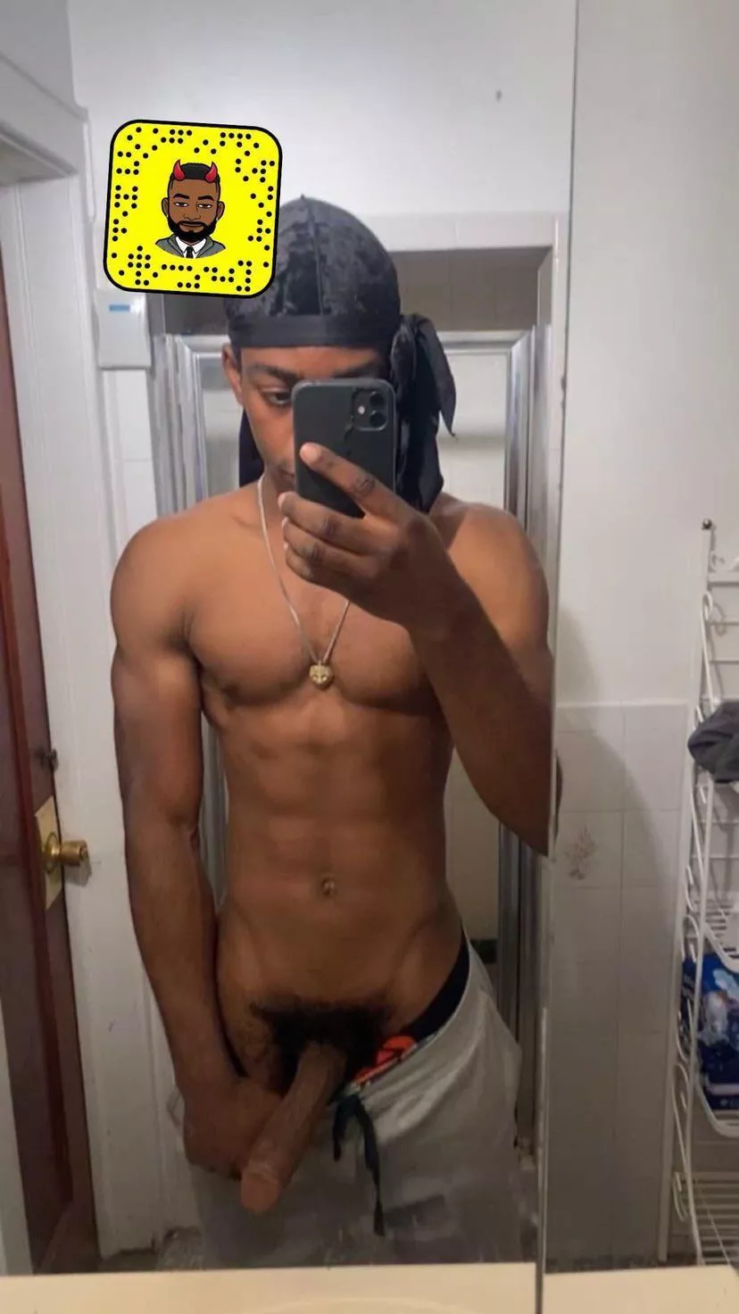 Fat n heavy 😌 my content will also make you nut 🥜 posted by Serious-Register-447