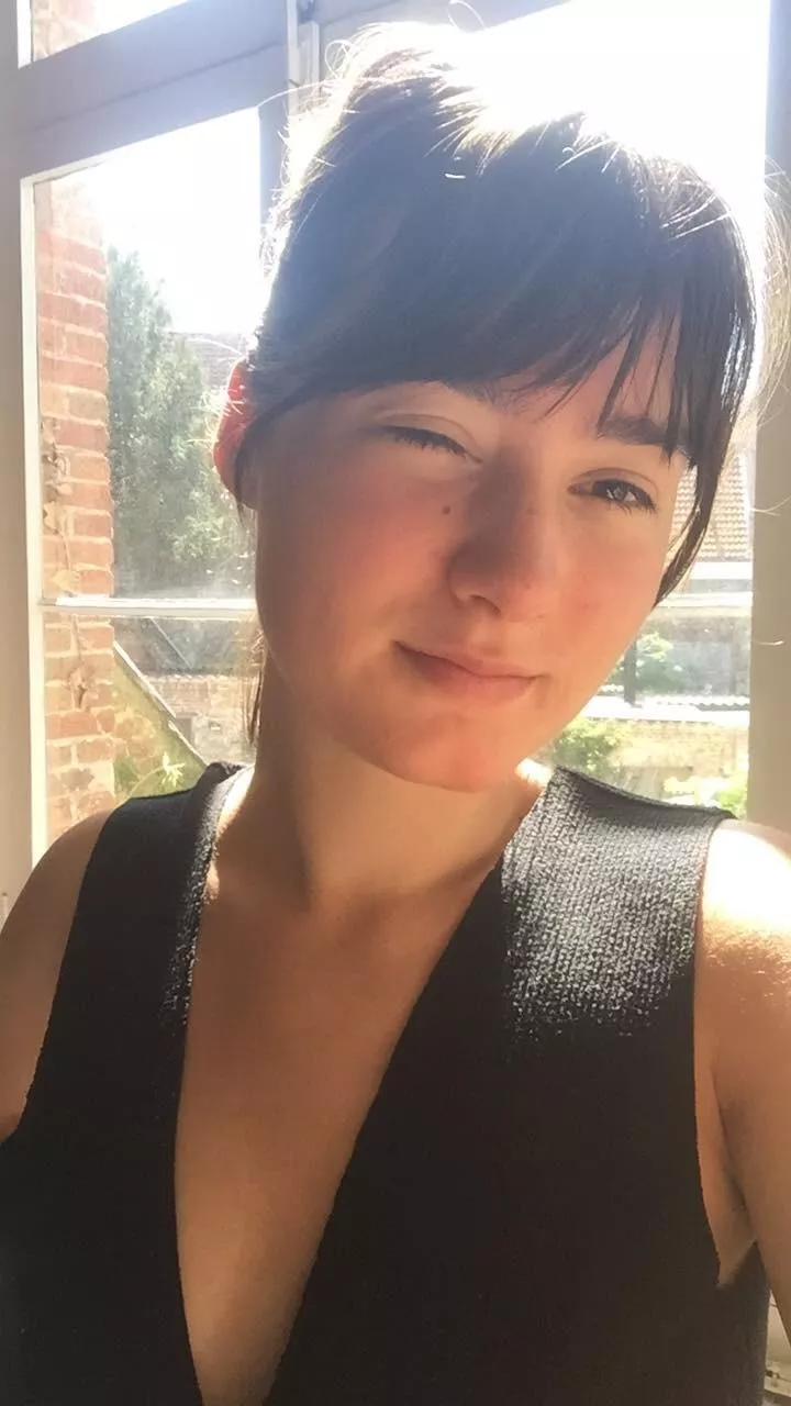 Feel free posted by StrikingEyes2800