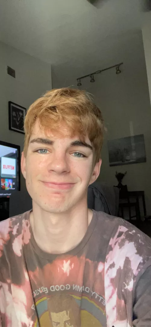 Feel like I always try to post all cute, so heres me barely getting up for the day 🤪 by Jove1221