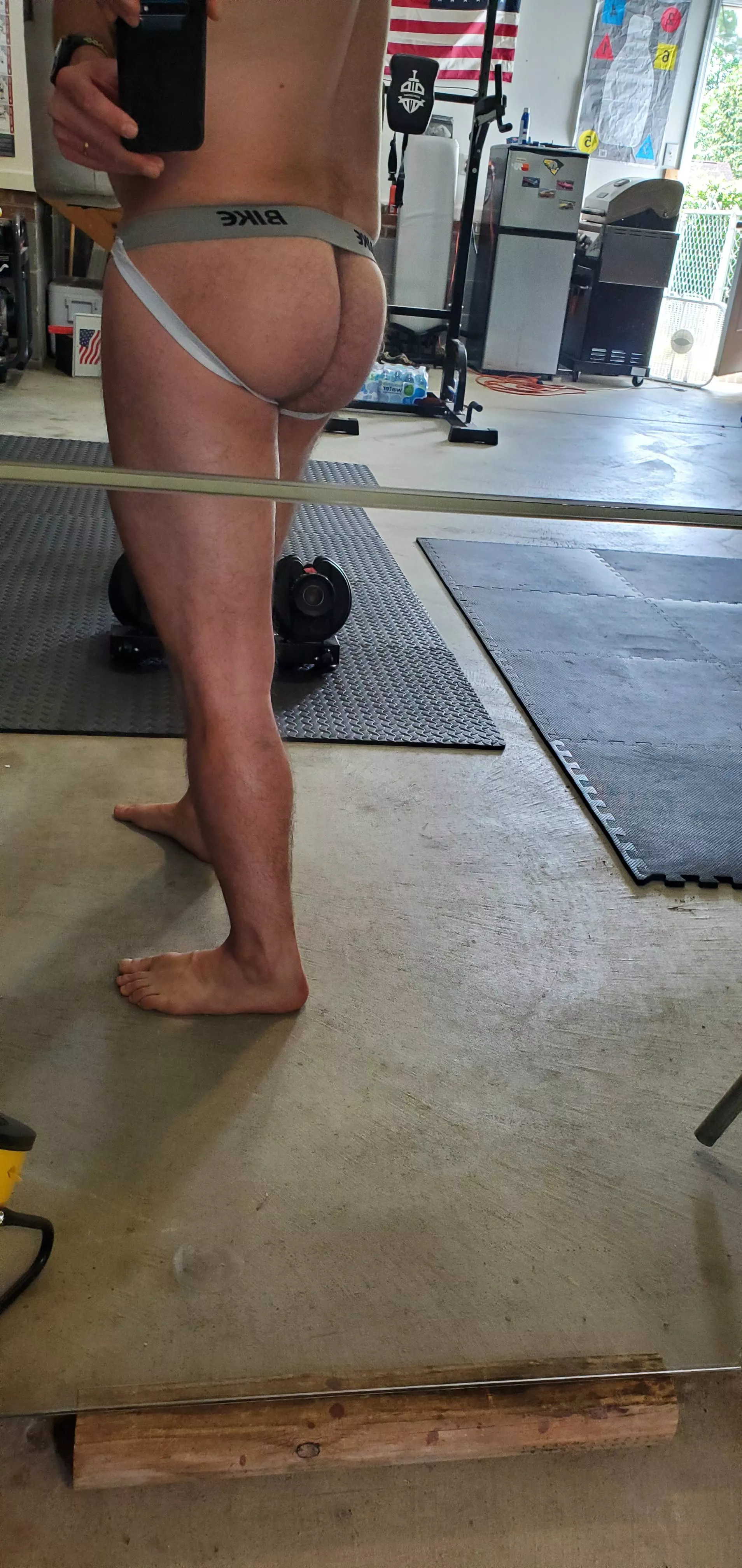 feel like my ass is looking great today posted by Basic-Recognition-23