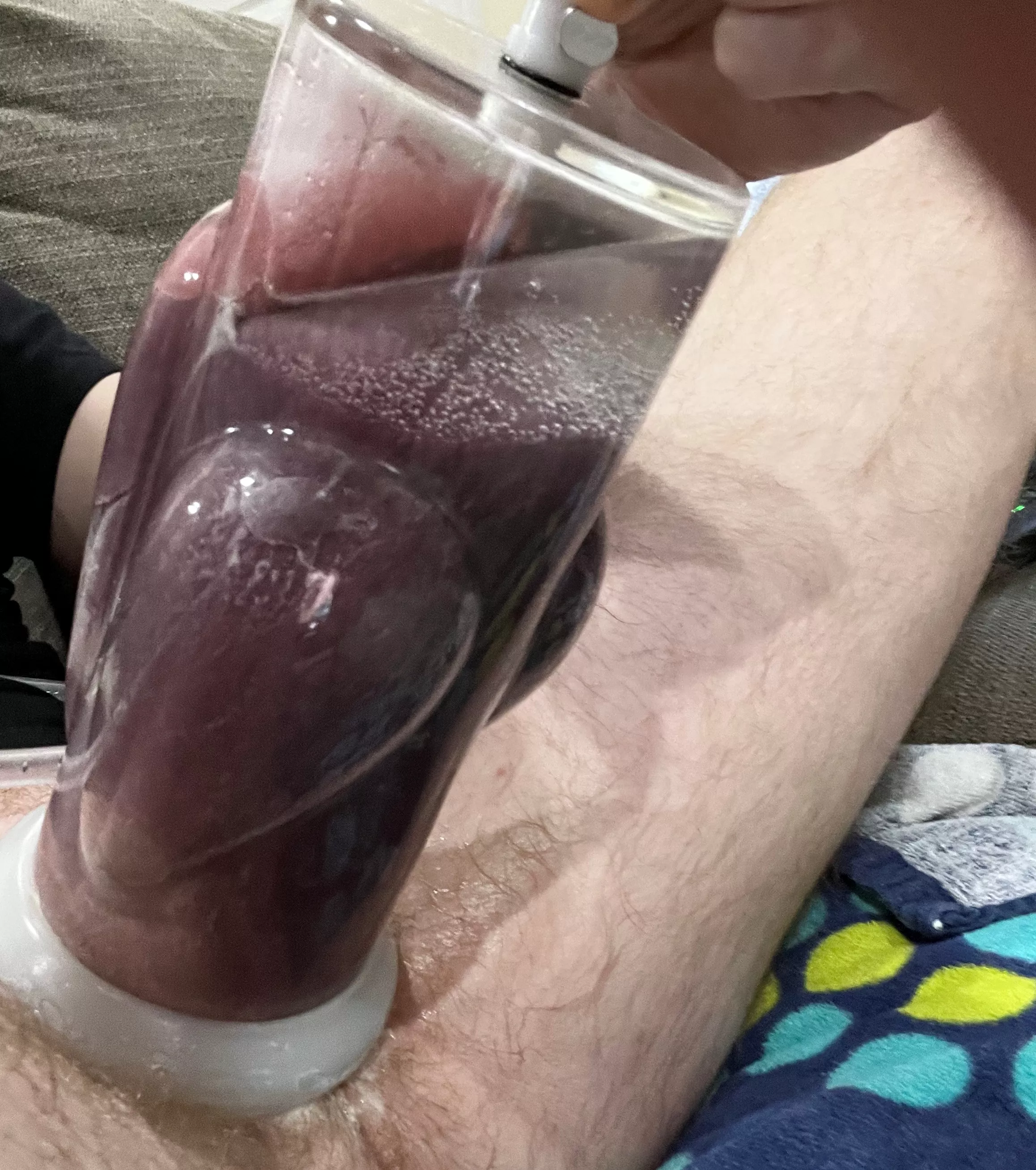 Feel The Pull posted by JayHexxx