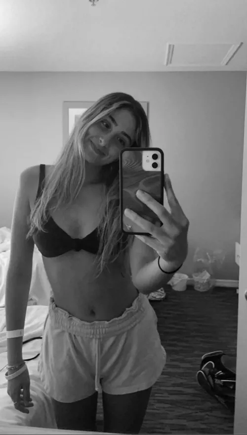 Feelin cute 🥰 by PresentationSea6599