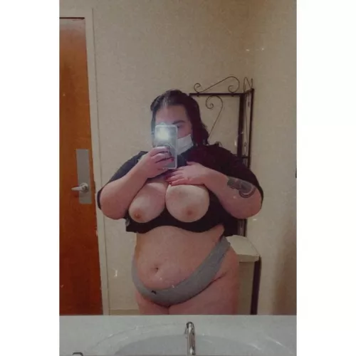 feeling a little frisky at work 😏😈 by princess_glitter_