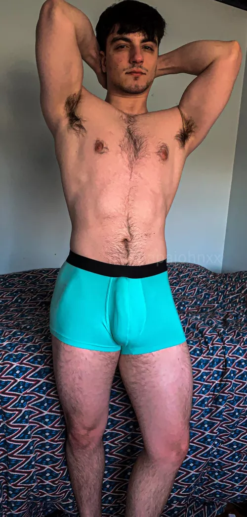 Feeling big in more ways than one by papajohnxx