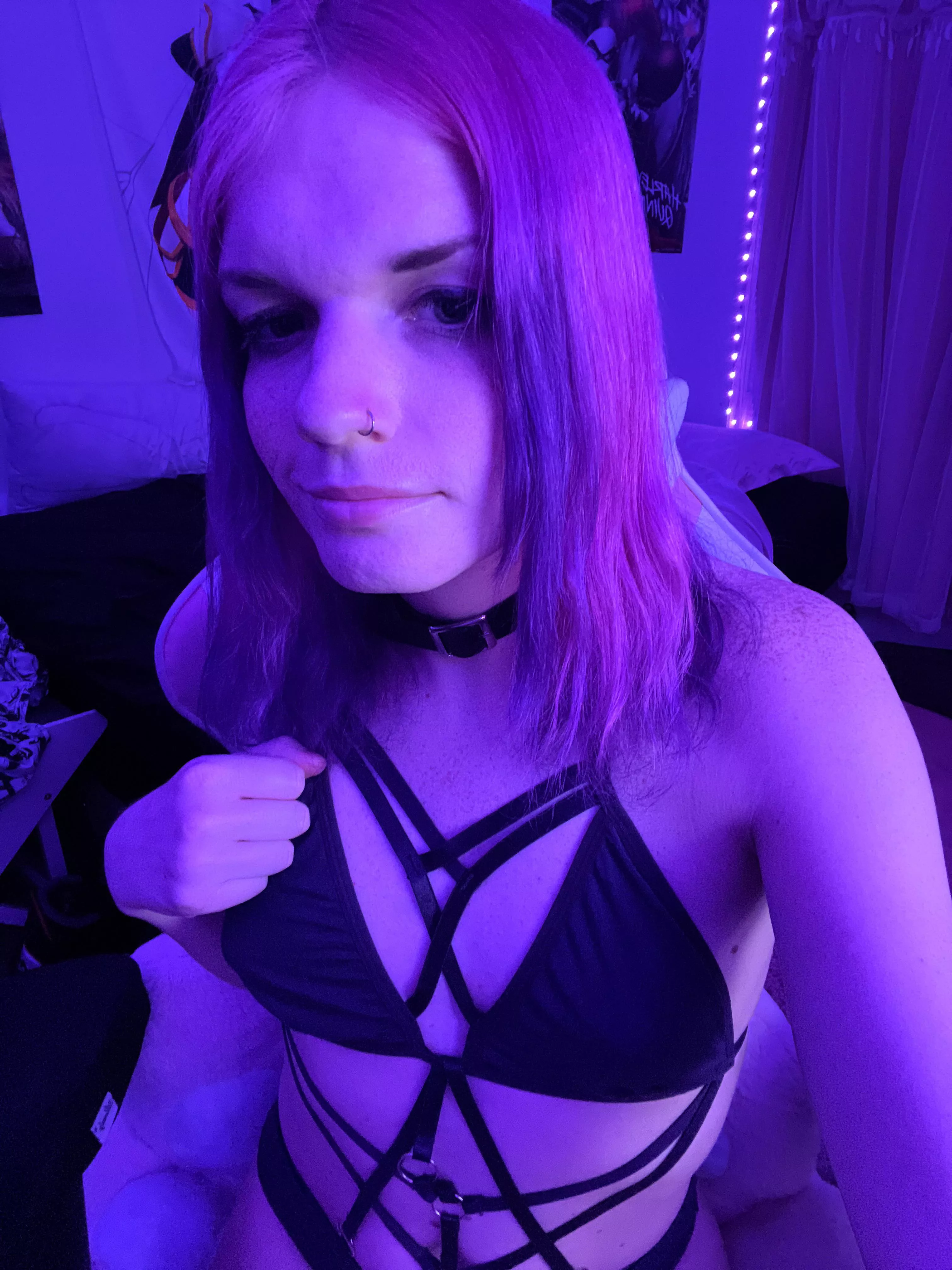 Feeling cute 🥰 posted by lucyferzz