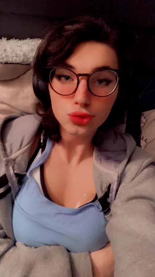 Feeling cute in my cozy outfit tonight :) by burnerboiiy