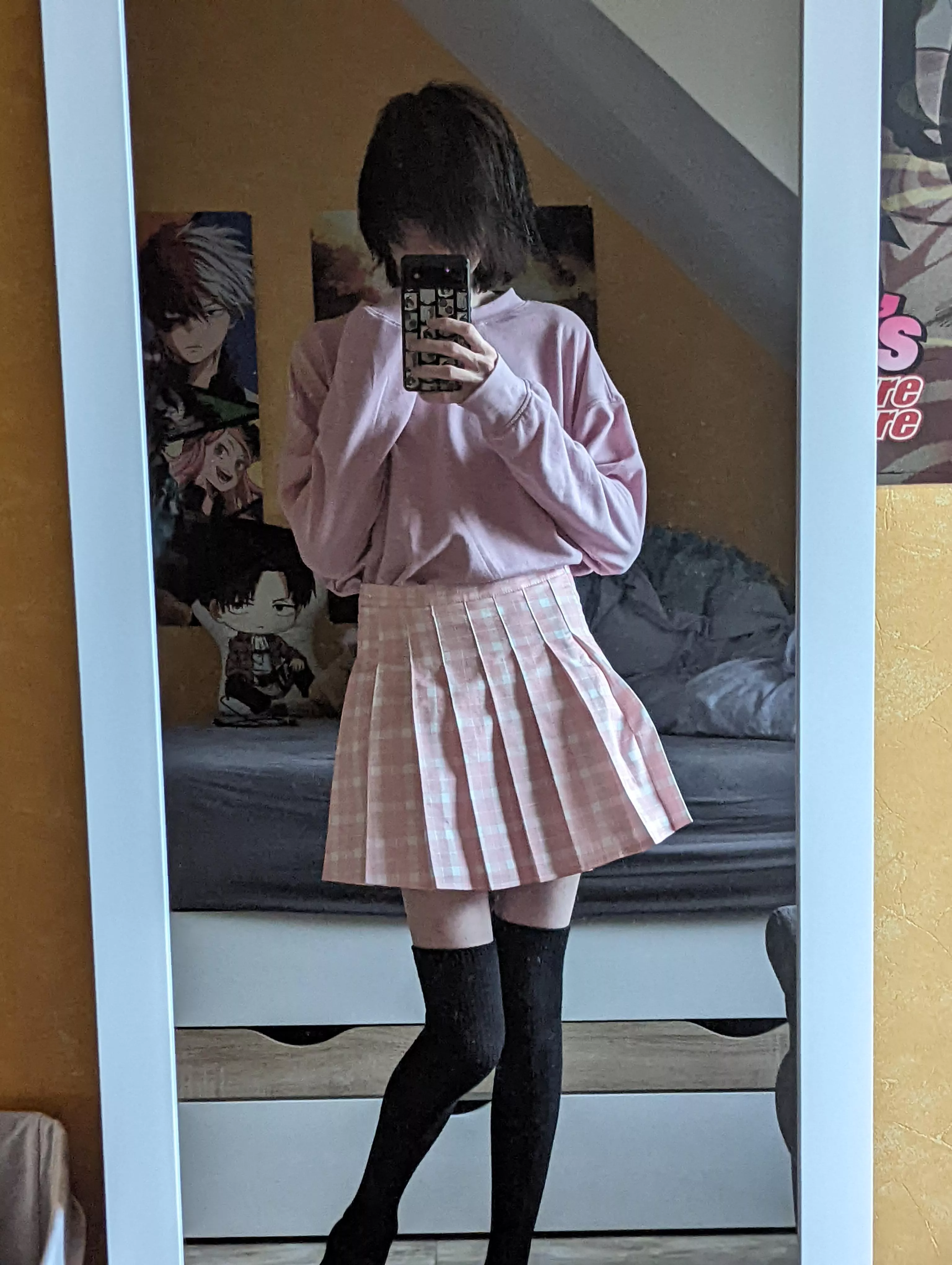 feeling cute in pink 💕 posted by FemboyTarion