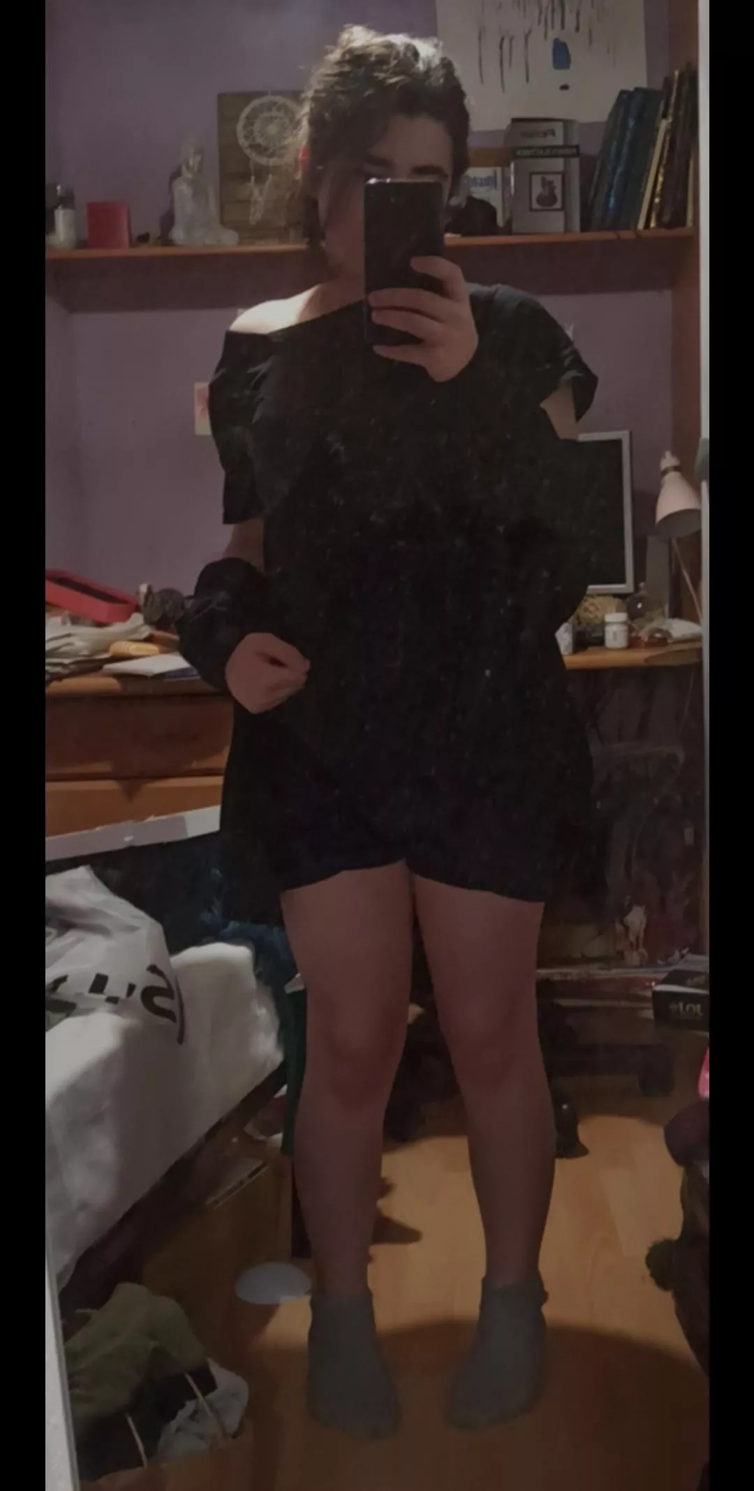 feeling cute (srry for the messy room and mirror) posted by avr-17