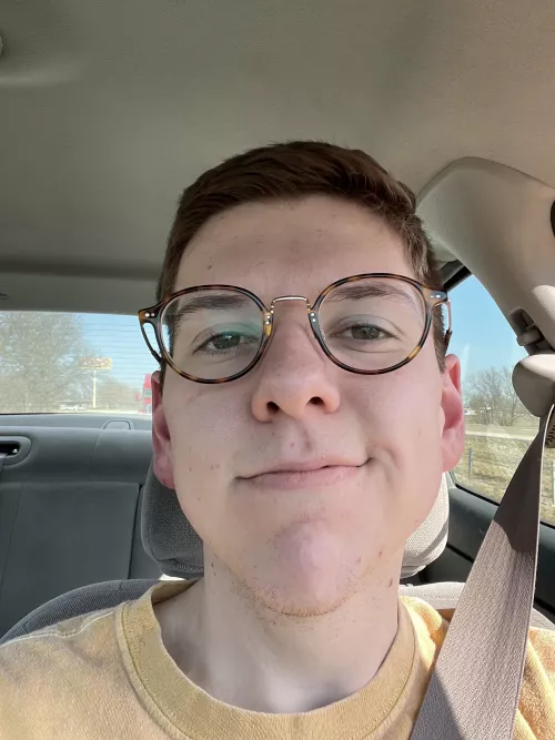 Feeling cute today :) by Electrical-Shallot-2