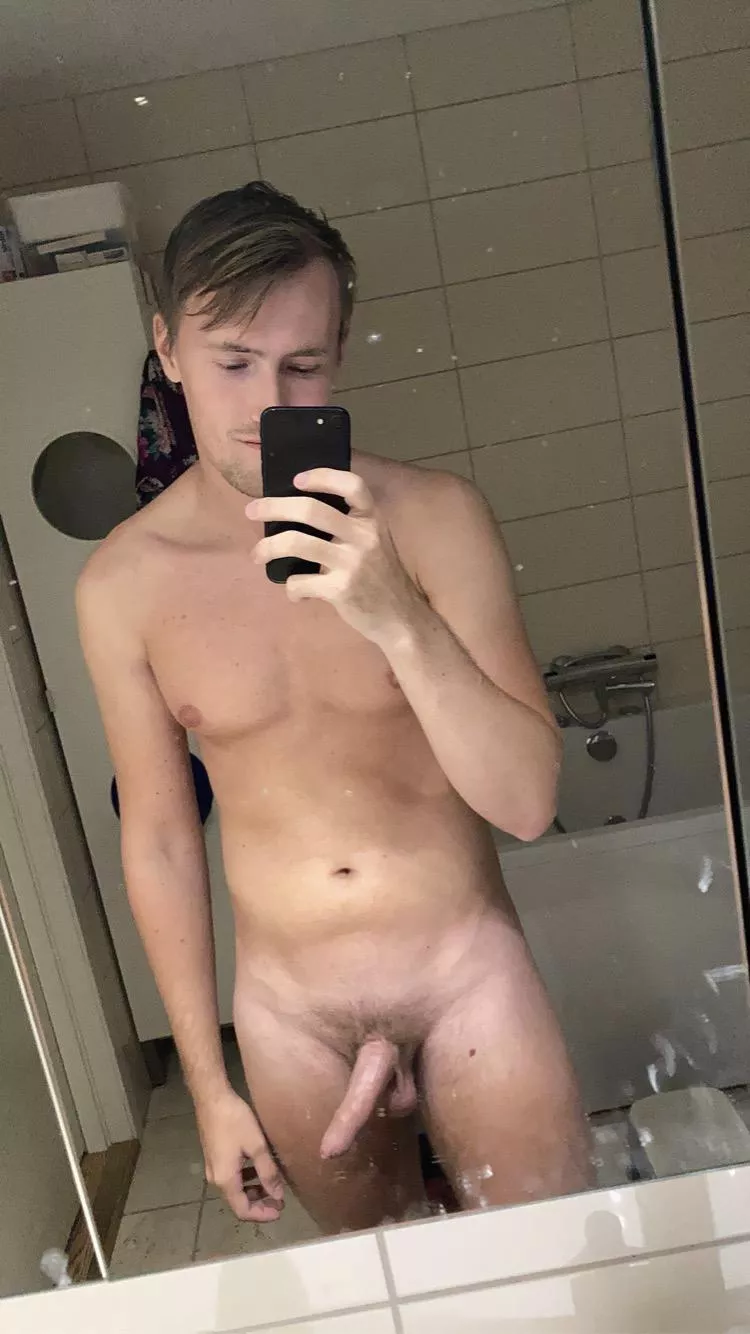 Feeling decent about my body, so i wanted to share posted by ugotmeweeak