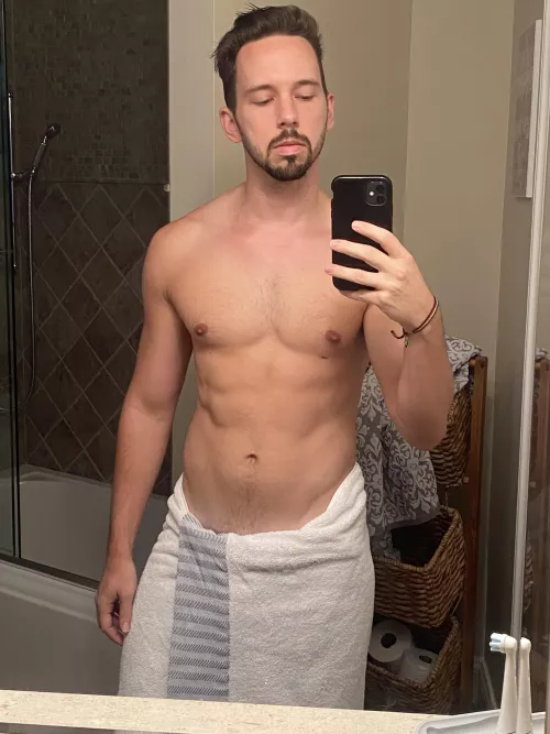 Feeling fresh for this week. Happy Monday bro’s! by OneFacedGemini