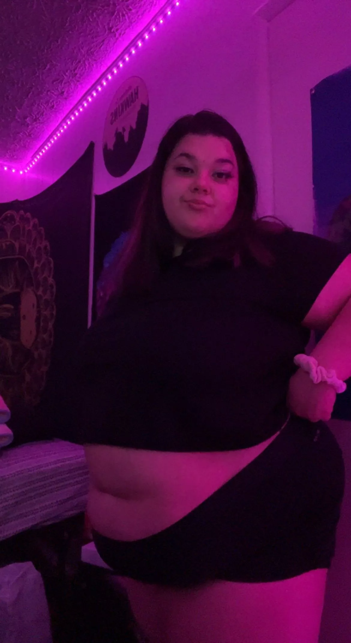 feeling frisky posted by kaystaxxx