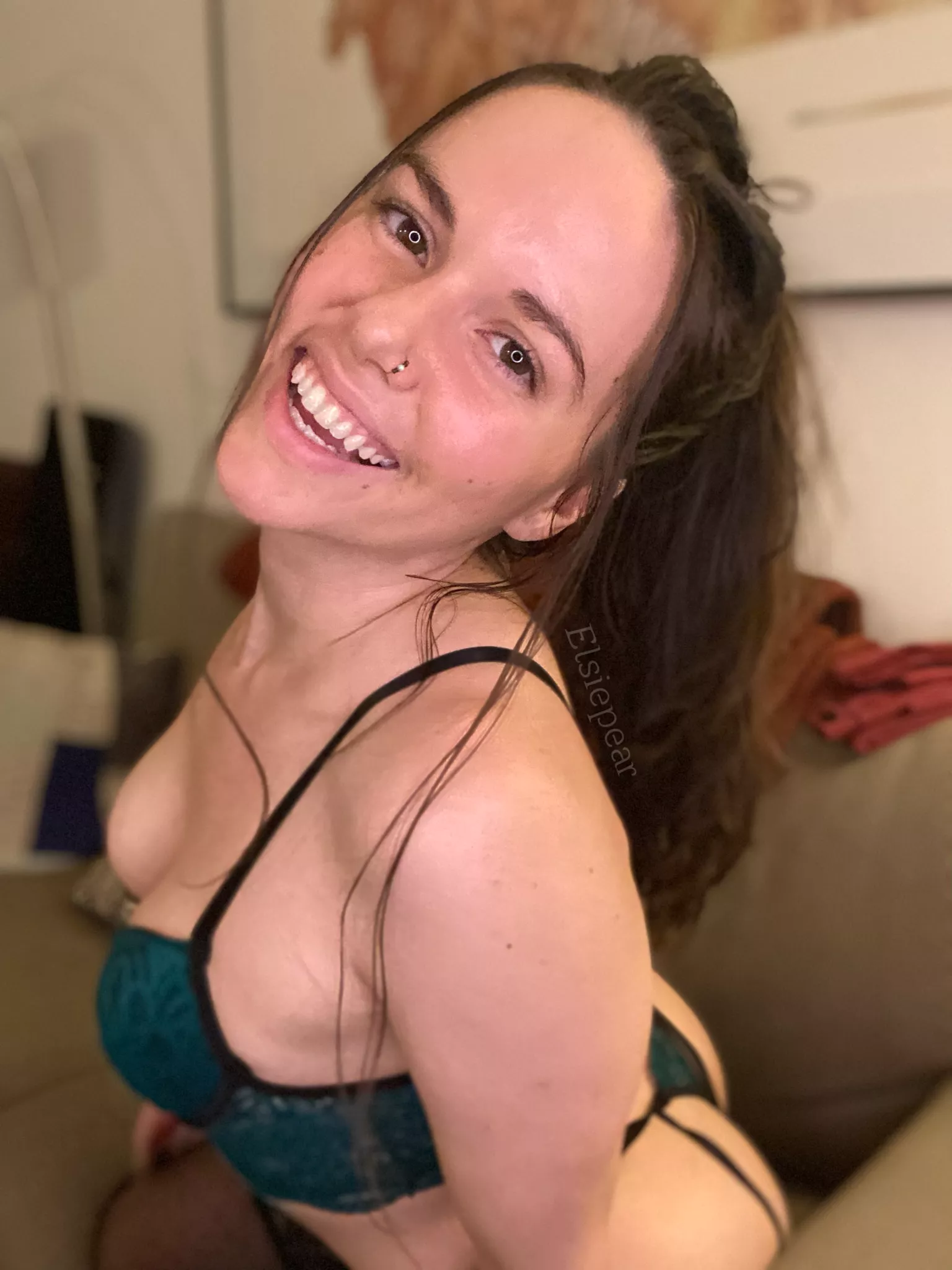 [F]eeling just peachy! posted by Elsiepear