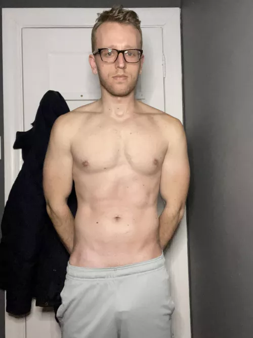 Feeling like a dweeb by Hibernationed