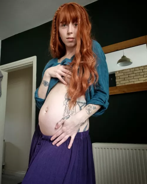 Feeling like a pregnant pixie by LilThing98