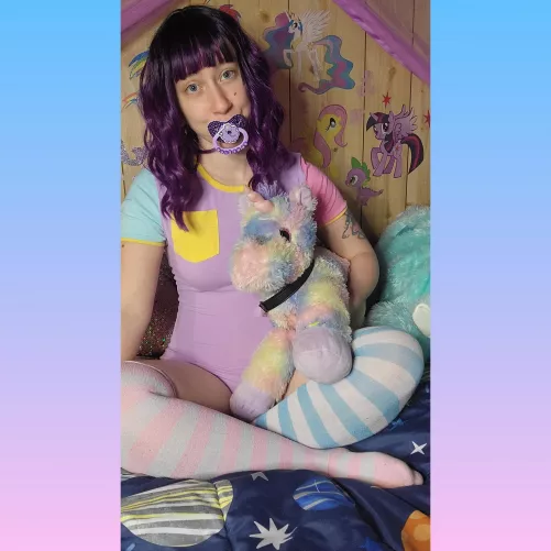 Feeling little today. Day dreaming about being read a storybook and getting little pets on my head. by misskittylyn