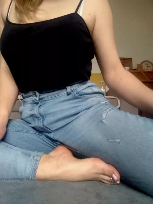 Feeling myself and loving how my arch looks in this pic 👀 by Katarina_95