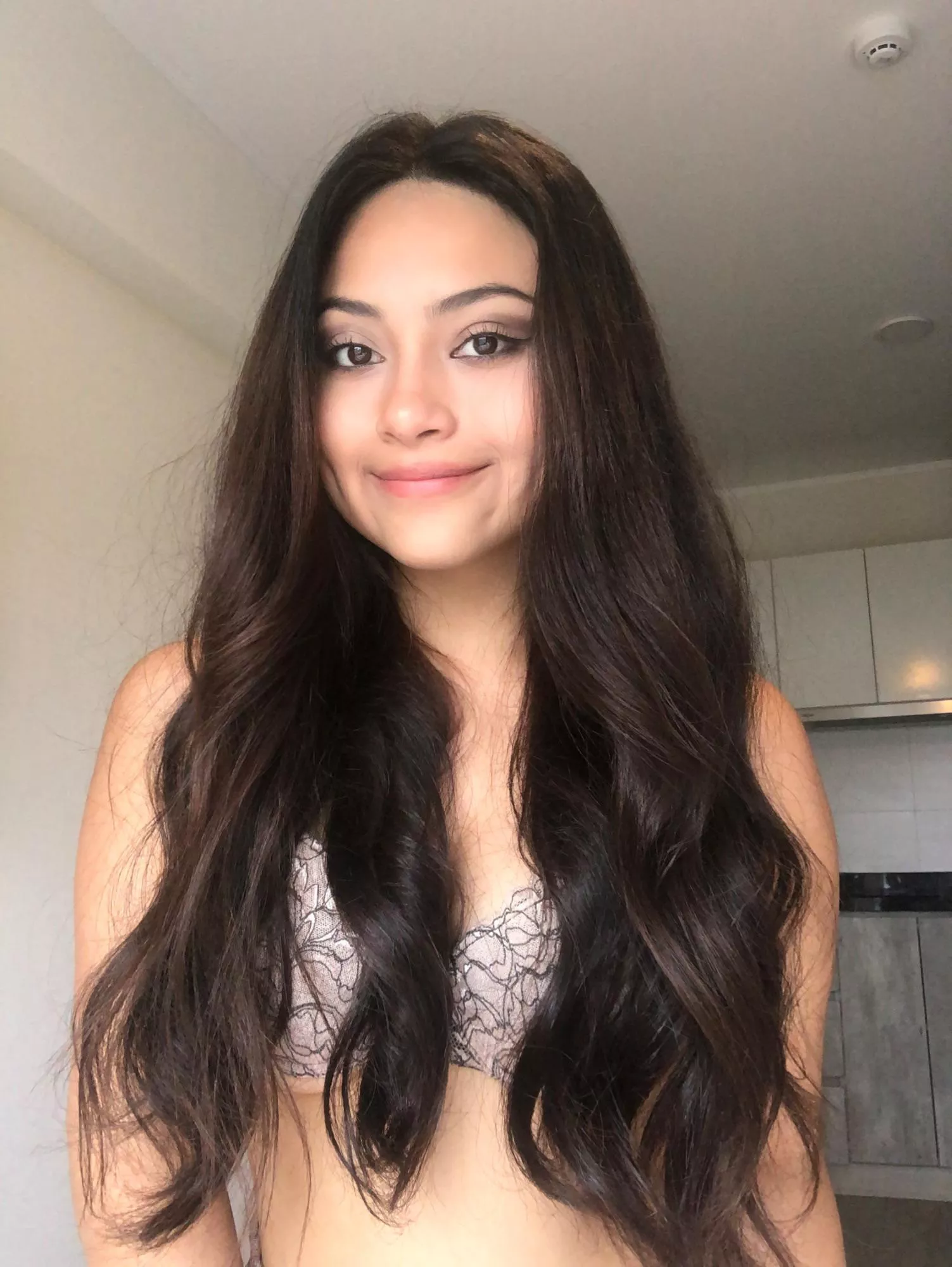 Feeling pretty ✨ posted by Sweet_princess1