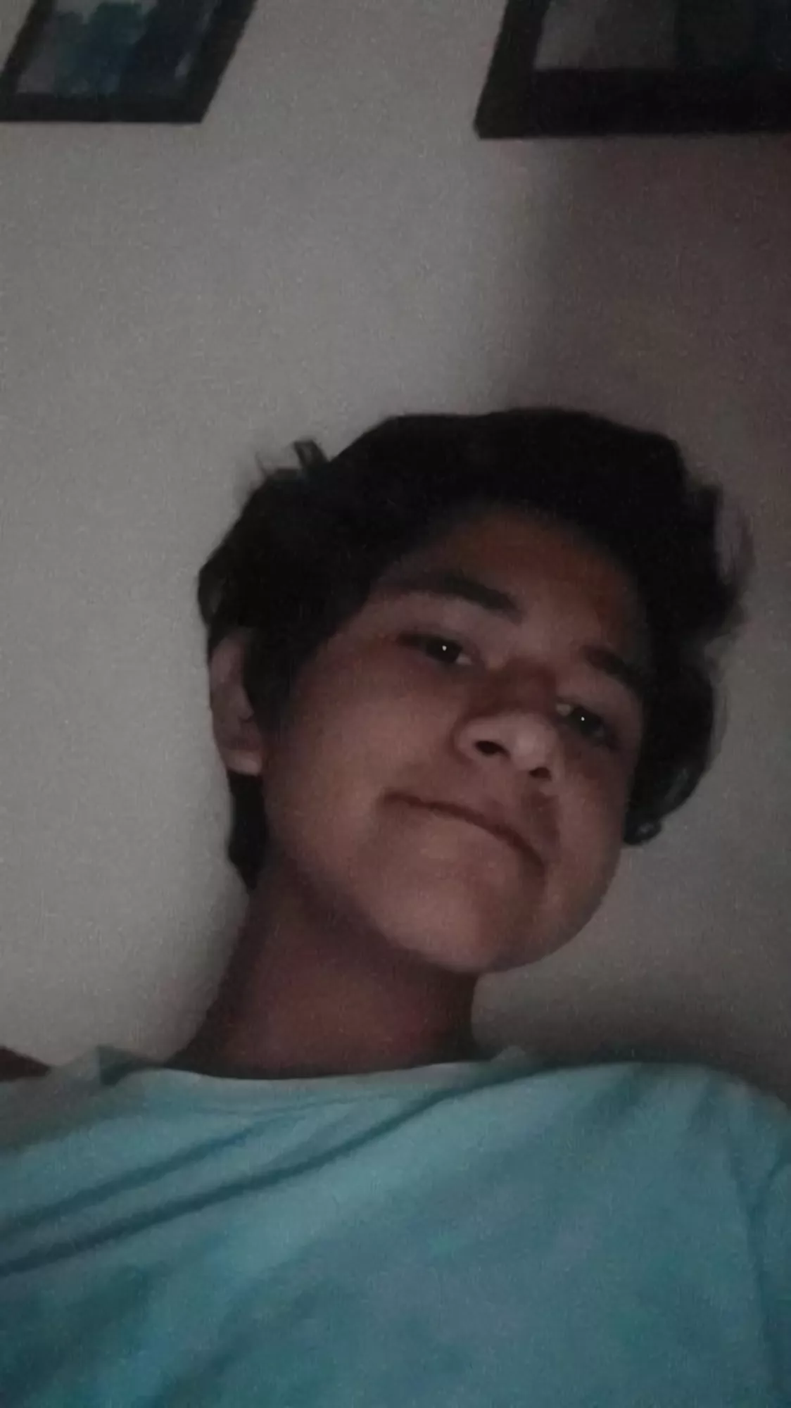 Feeling pretty bored. Anyone want to chat? posted by Aleki003