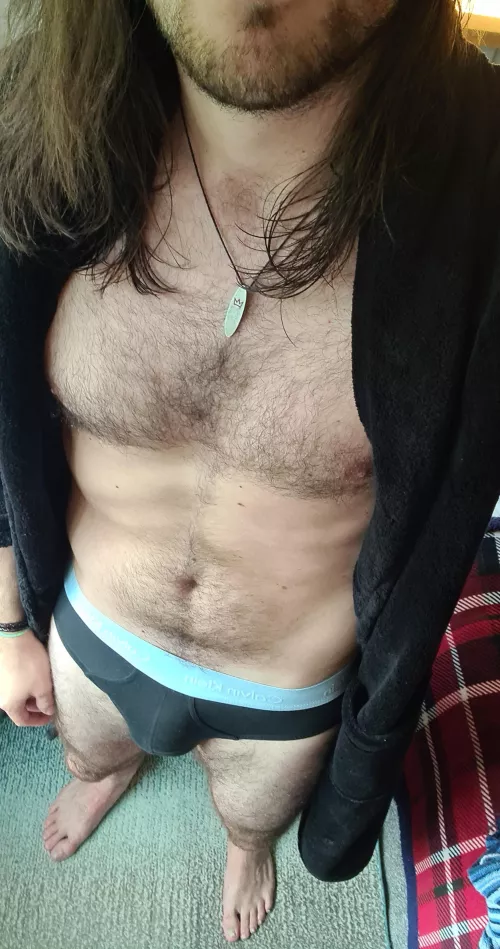 Feeling pretty cosy, anyone want a cuddle? by welshguythrowaway