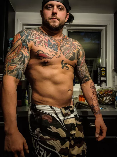 Feeling puffy from cheating on the diet all weekend but I'm cutting back down. gotta love a little sometimes haha by bmacxworld