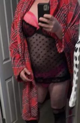 Feels so sexy to be in lingerie again posted by sissycowgirl777