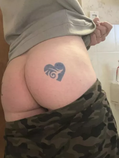 Felt cute. 25 DMs open :) by Zealousideal-Bet5195