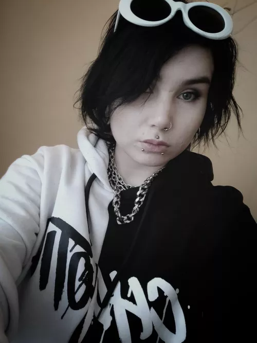 Felt cute 😘🖤 by RKLiz