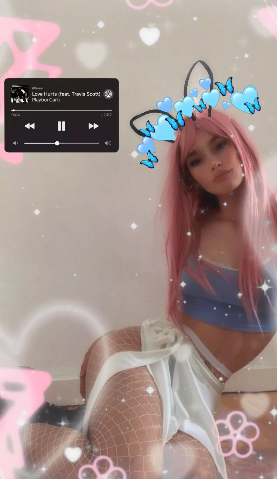 felt cute might delete later🥺💗🦋 posted by N1cki_1