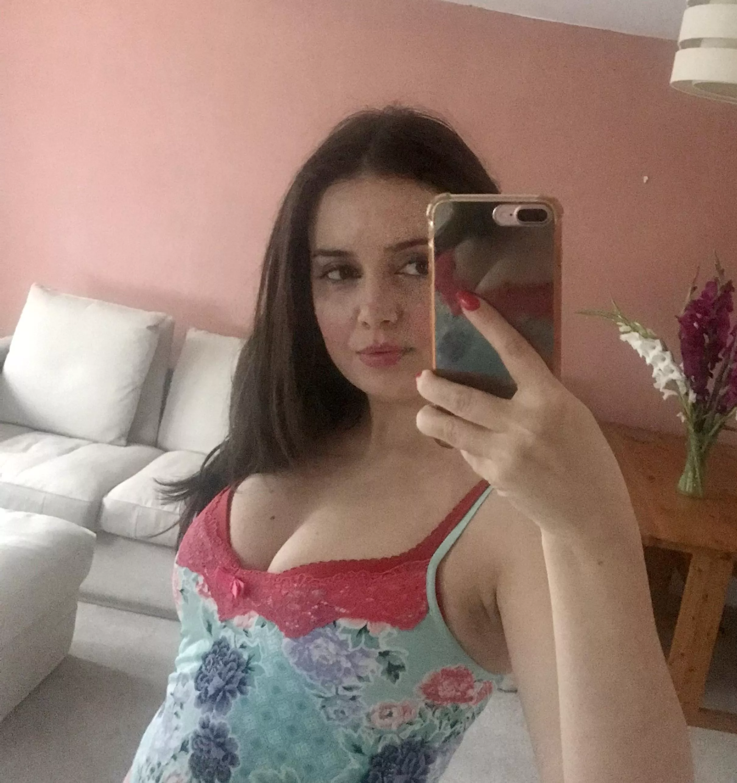 Felt cute, might delete later (F) posted by Ella_rosebaby