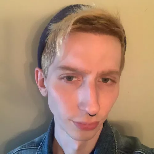 felt cute today 🥹 by Yung5G