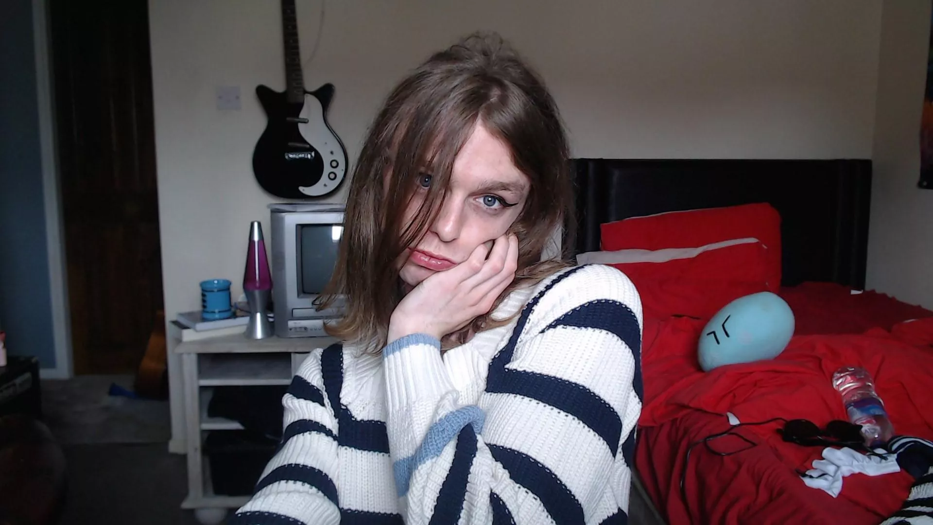 Felt cute today 🥺🥺 posted by Minute_Boysenberry77